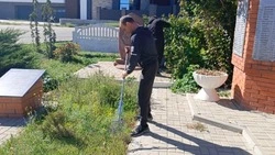 Тавровцы навели порядок на территории своего села