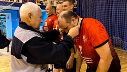 Ежегодный турнир по волейболу среди ветеранов прошёл в Стрелецком