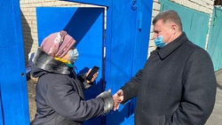 Глава администрации Белгородского района встретился с жительницей Стрелецкого