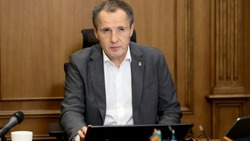 Вячеслав Гладков сообщил о пострадавшей в результате атаки ВСУ женщине в Шебекинском округе