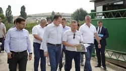Вячеслав Гладков посетил строительную площадку будущего парка аттракционов в Белгороде