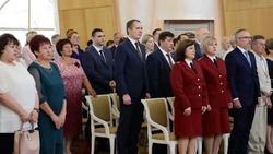 40 врачей и медсестёр Белгородской области получили государственные и региональные награды
