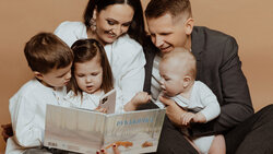 145 белгородских семей получили региональные выплаты
