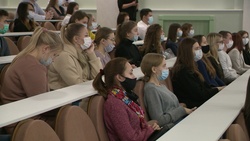 Департамент здравоохранения вручил благодарности белгородским студентам-медикам
