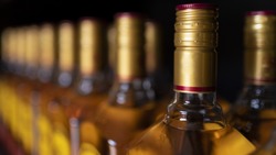 Сотрудники УФСБ России по Белгородской области изъяли контрафактную алкогольную продукцию