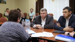 Владимир Перцев встретился с жителями отселённых из-за режима ЧС территорий