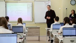 Вячеслав Гладков проверил реализацию проекта непрерывного IT-образования