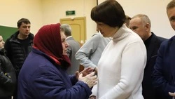 Татьяна Круглякова навестила проживающих в одном из ПВР жителей Белгородского района