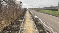 Благоустройство тротуара вскоре завершится в Октябрьском Белгородского района