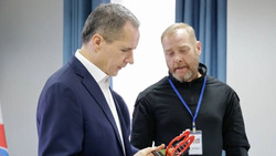 Вячеслав Гладков провёл встречу с участниками проекта «Время СВОих героев»
