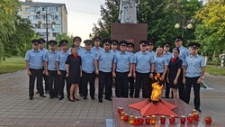 Сотрудники ОМВД России по Белгородскому району приняли участие в традиционной акции «Свеча памяти»