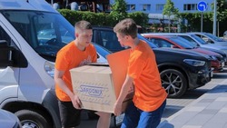 Волонтёры продолжили помогать выехавшим из Шебекинского городского округа жителям