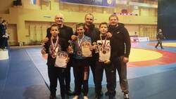 Спортсмены из Белгородского района получили медали на соревнованиях по борьбе