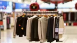 До двух лет тюрьмы грозит белгородке за серию краж в торговом центре