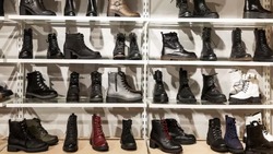 Житель Белгородского района похитил кроссовки в магазине Спортмастер в Дубовом