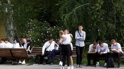 Вячеслав Гладков – о введении стандарта на школьную форму в Белгородской области