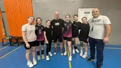 Карло Сати провёл мастер-класс по волейболу для юных спортсменов в Северной школе №2