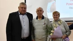 Отцы героев из Белгородской области получили медали «Отец солдата»