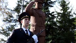 Памятник постовому милиционеру появился в Белгородской области