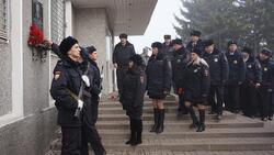 Мемориальная доска увековечила память о сыщике Василии Мушенко в Белгородской области