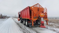 Коммунальщики Белгородского района вышли на расчистку территории от снега