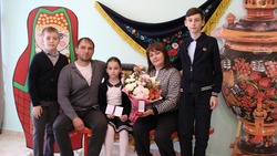 Многодетная семья Волобуевых из Стрелецкого поделилась секретами семейного счастья