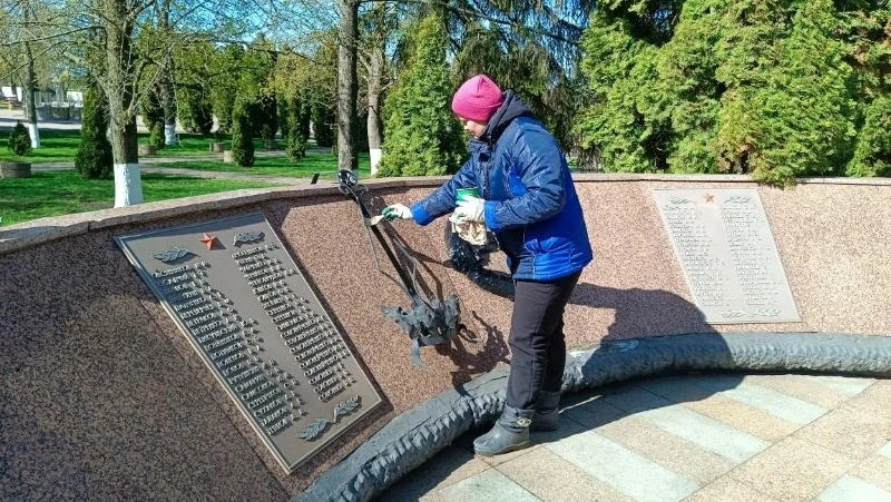 Работы по санитарной очистке территорий продолжаются в Белгородском округе