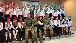 Белгородские росгвардейцы – участники СВО провели урок мужества для школьников