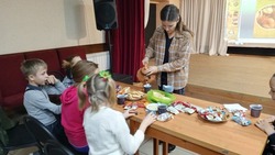 Познавательный час «Покров батюшка» прошёл в КЦ села Беловское