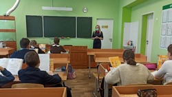 Госавтоинспекторы Белгородского района провели профилактические беседы со школьниками
