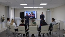 Росгвардейцы рассказали о своей профессии белгородским школьникам
