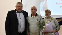 Отцы героев из Белгородской области получили медали «Отец солдата»