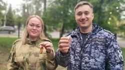 Белгородские росгвардейцы из числа почётных доноров поддержали акцию «Сирень Победы»
