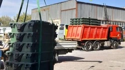 ЦЭБ передал контейнтеры для ТКО и колёсные опоры трём муниципалитетам Белгородской области