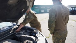 Белгородские таможенники передали военным автомобиль