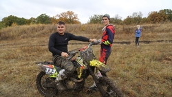 Спортсмены отметили 20-летие мотоклуба на чемпионате по мотокроссу в Белгородском районе