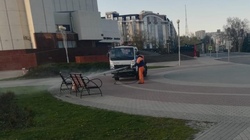Специалисты ежедневно дезинфицируют общественные пространства в Белгороде