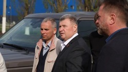 Владимир Перцев посетил посёлок Майский с рабочей поездкой