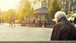 Одинокие пенсионеры из Белгородского района смогут попасть в «приёмные семьи»