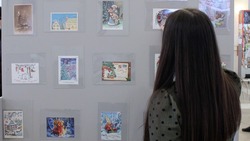Новогодняя выставка открыток открылась в центральном почтовом отделении Белгорода