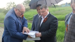 Владимир Перцев посетил посёлок Комсомольский с рабочим визитом