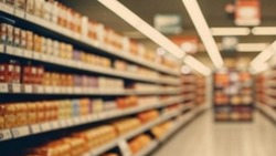 43-летний житель Белгородского района вынес из магазина четыре бутылки с алкоголем