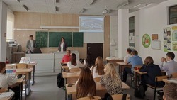 Анна Куташова проинформировала о проведении профориентационной работы со школьниками