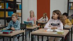 Белгородские транспортные полицейские побеседовали об экстремизме со школьниками