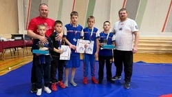 Белгородские юные борцы отличились на первенстве по вольной борьбе в Усмани