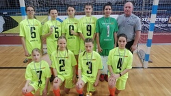 Команда Весёлолопанской школы стала серебряным призёром финала ЦФО по мини-футболу