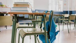 Белгородская область получила предназначенную для оклеивания окон в школах бронированную плёнку 