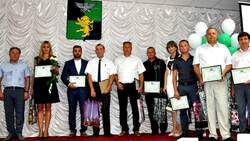 Жители Белгородского района поблагодарили строителей за труд
