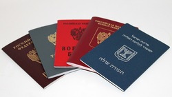 Десять ребят из посёлка Дубовое получили первые паспорта