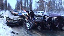 Один человек погиб и трое получили ранения в аварии под Белгородом